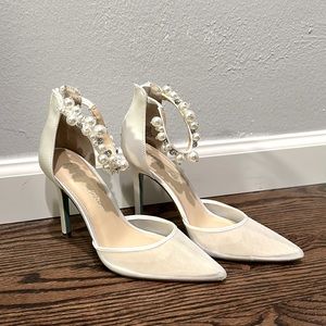 Betsey Johnson Ellah Pump